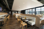 slide_{{ restaurant.titre }}_{{ media.id }}