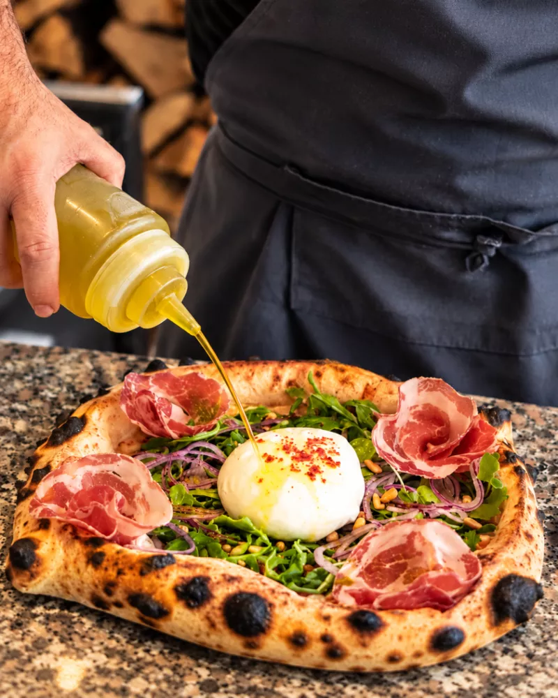 Pizza burrata